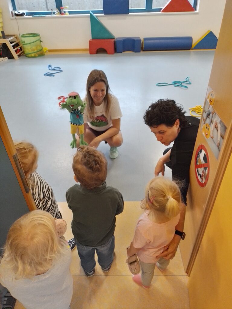 Eine freundliche Begrüßung zum Turnangebot mit Ute