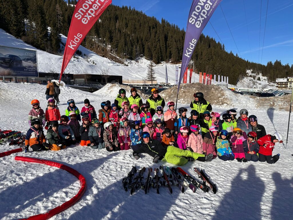 Skikurs Gruppenfoto